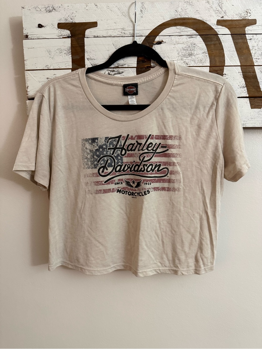 Harley-Davidson Beige Crop Top with Faded Flag Graphic